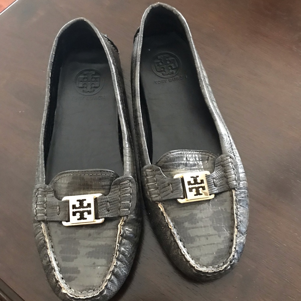 Tory Burch snakeskin Driver Loafer 💕
